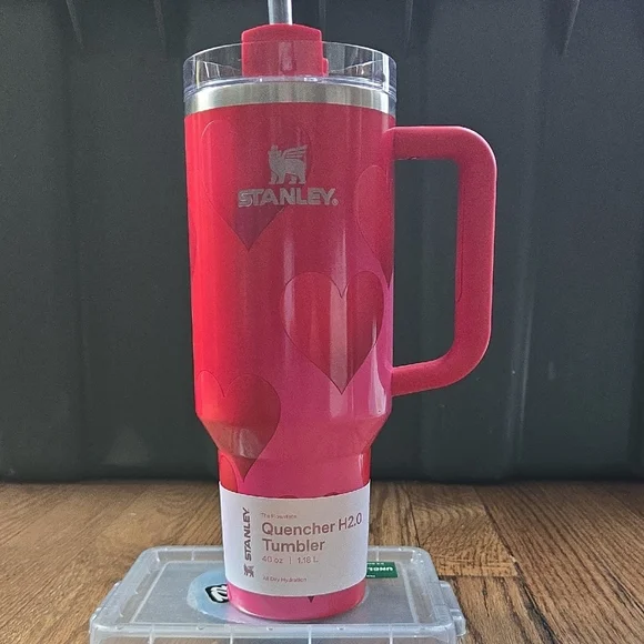 Stanley Pink Heart Quencher Tumbler - Picture 1 of 1